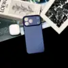 Azul oscuro