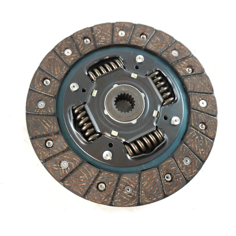 619 0846 67 NAK06-040 Car Clutch Plate Clutch Disc for Nissan
