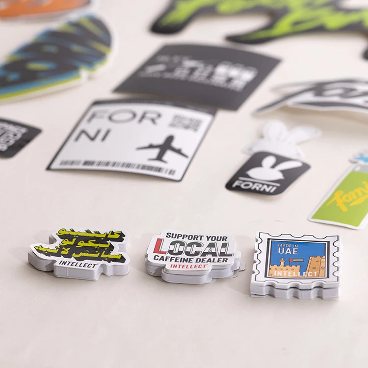 Customized With Brand Logo Waterproof Vinyl Product Stickers Manufactory Die Cut Logo Waterproof Vinyl Stickers Labels Printing