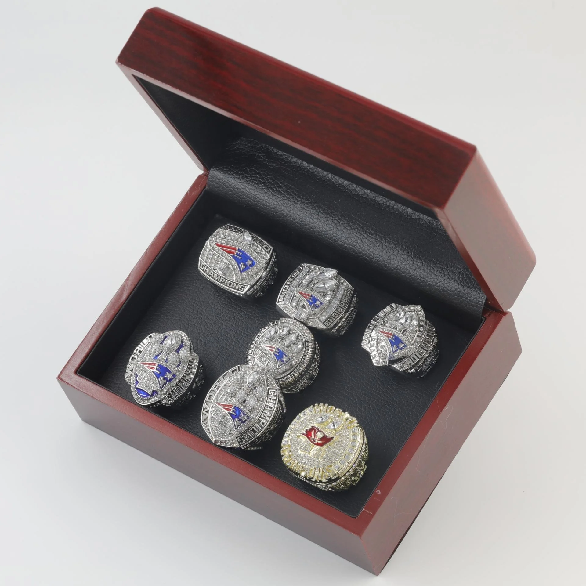 2020 New England Patriots Championship Ring Set - 7 Rings