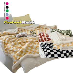 Wholesale Comfortable Flannel Blanket Personalized Chunky Plush Thick Soft Bed Comforter Winter Checkered Blanket