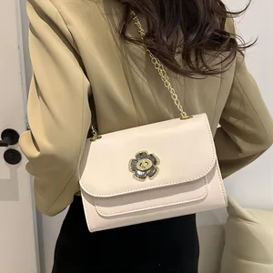 Women's Retro Crossbody Bag with Printing Spacious and Practical for Travel and Commuting