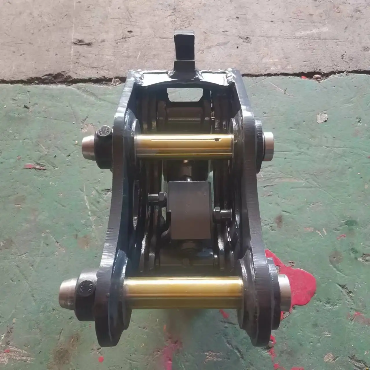Mini 1 Tons Excavator Attachments DHG-Mini Model Hydraulic Quick Hitch