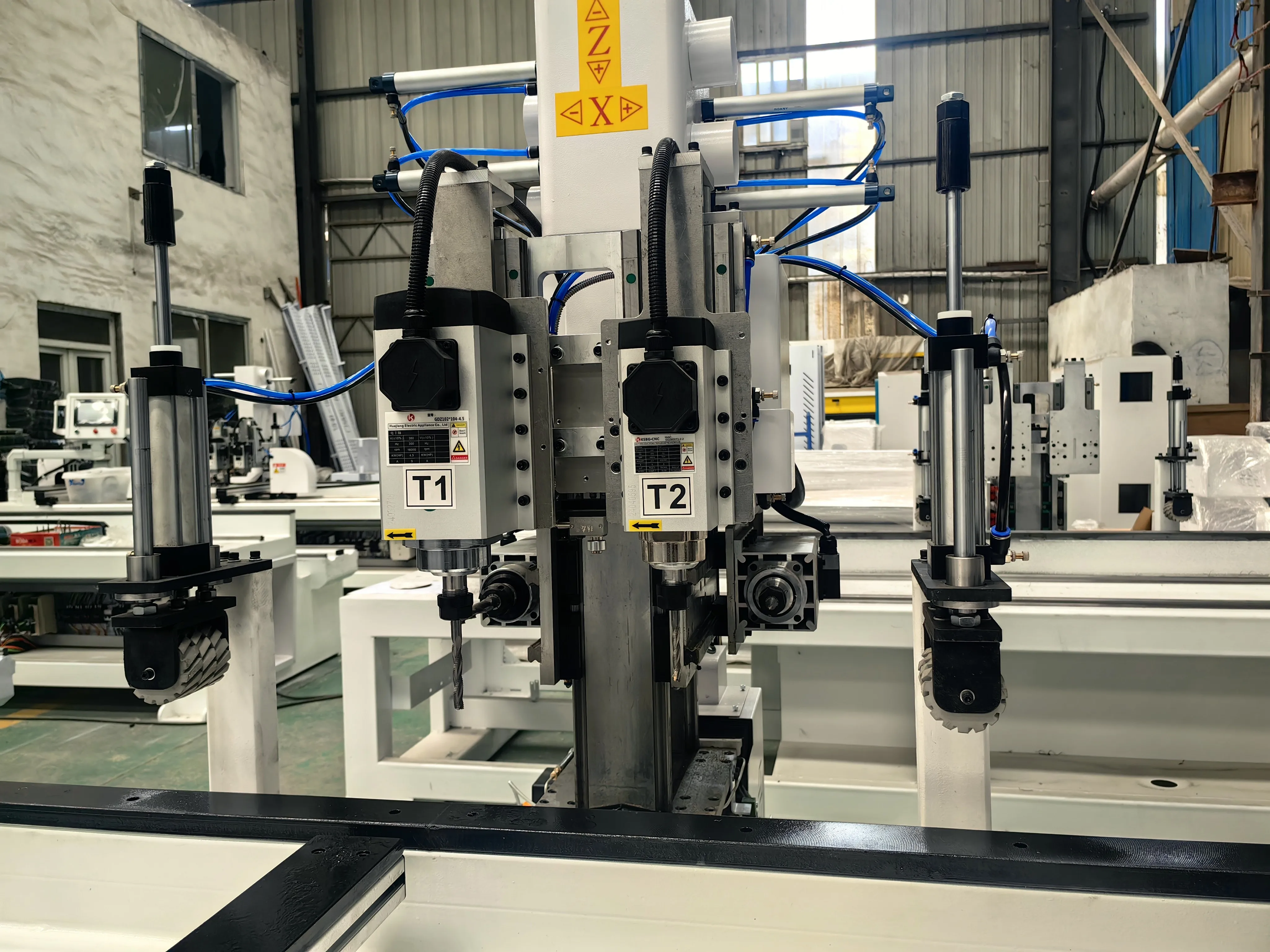 MDF Door Grooving Slotting Horizontal Vertical Drilling CNC Side Hole Drilling Milling Machine