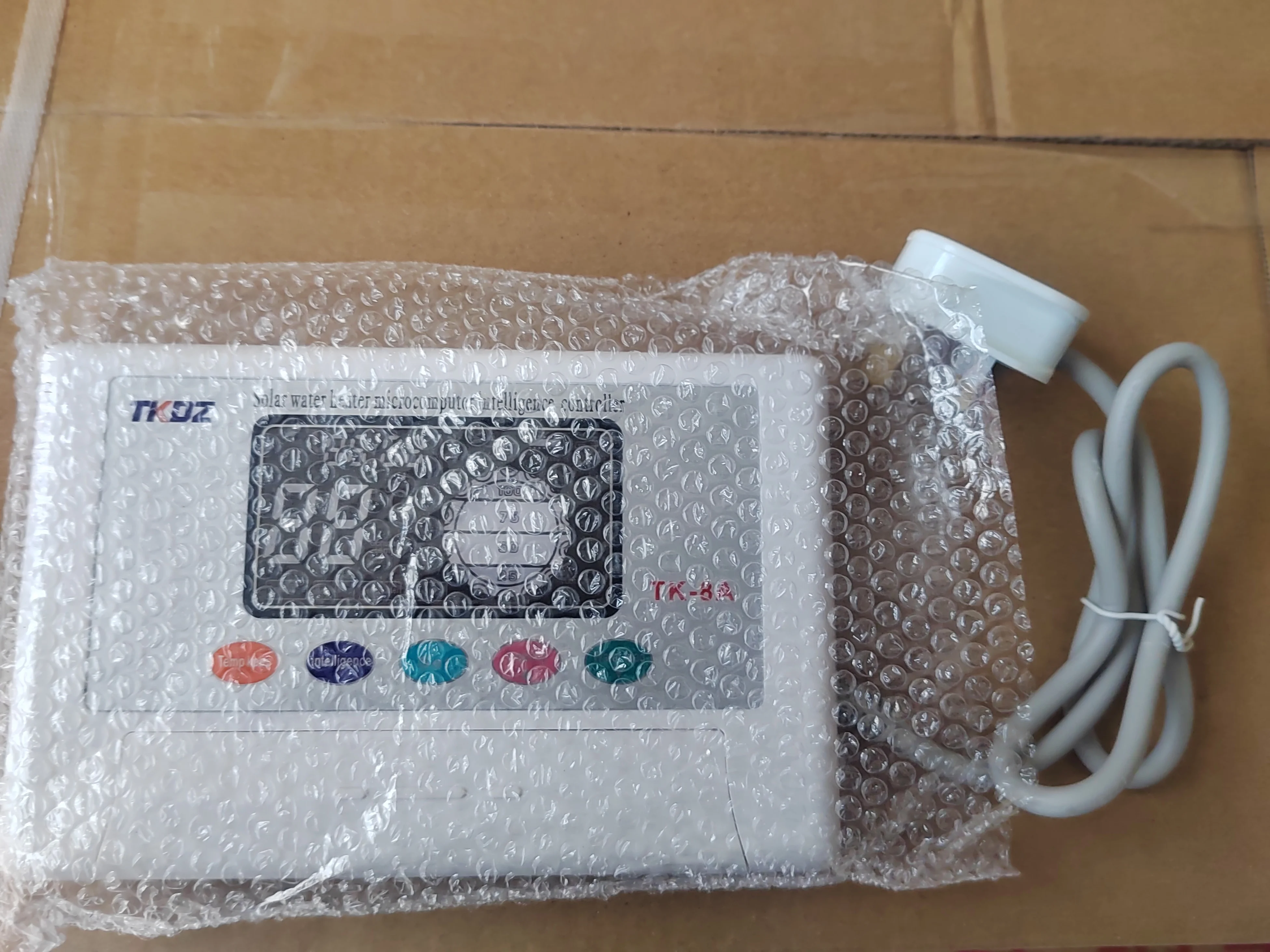 Intelligent Electric Controller for Evacuated Tube Solar Water Heater with Water Temperature Level Control Hotel Use Accessory