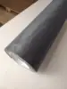 Gris oscuro