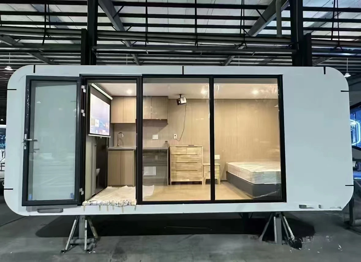 2024 New Modern Modular 20ft 40ft Prefabricated Shipping Container House Kits Steel SIP House Design for Hotel Use on Sale