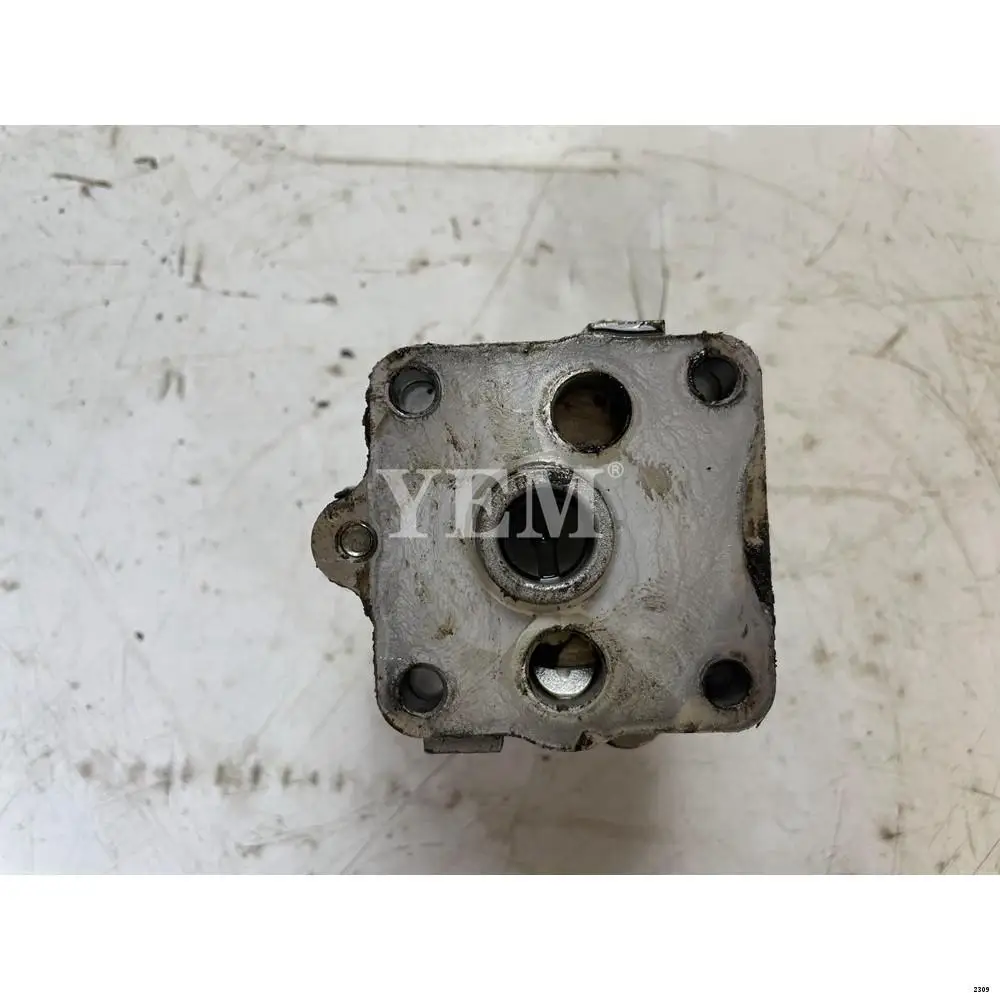 Oil Pump Fit for Kubota V2203 Diesel Engine Spare Parts