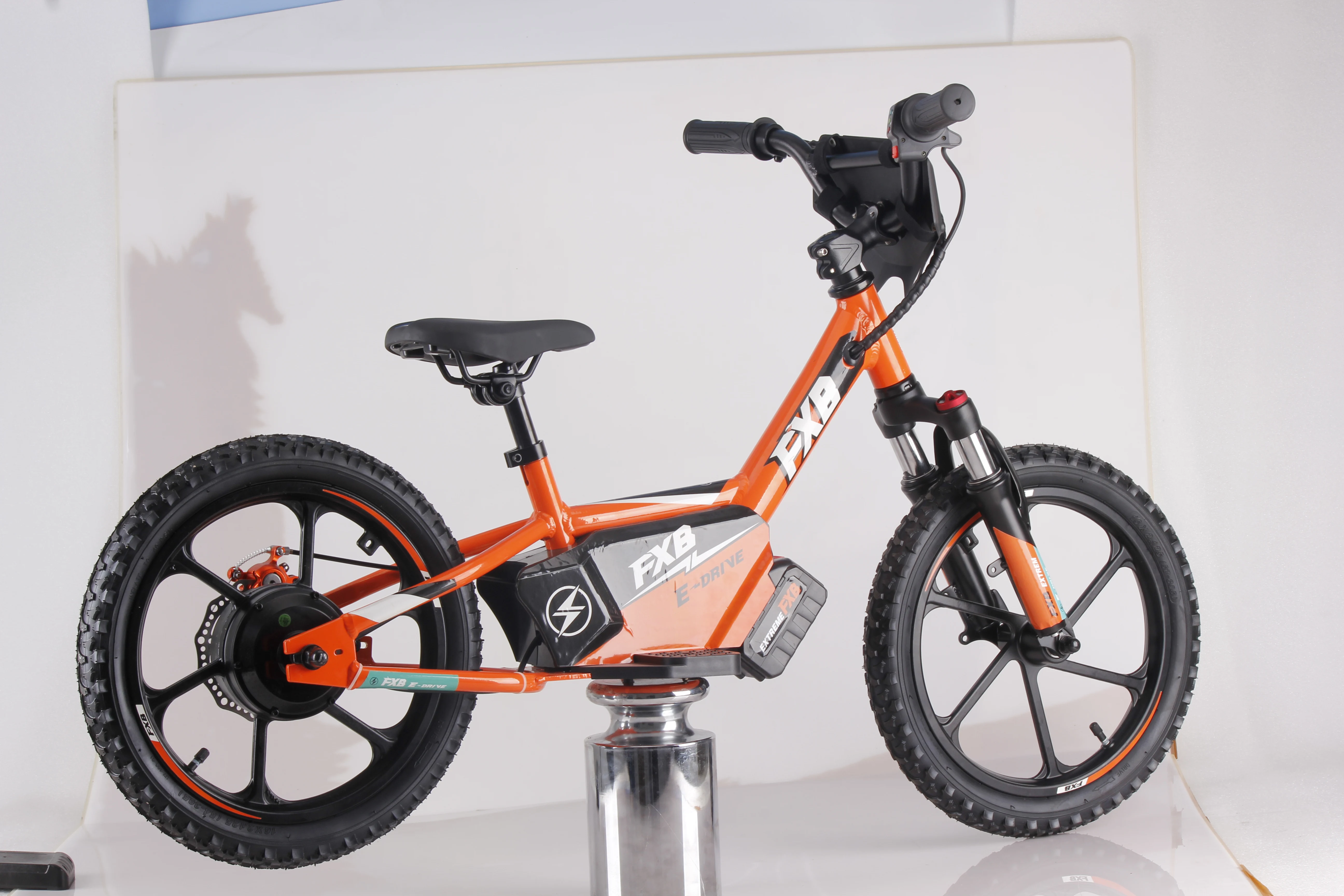 2024 Top Hot 16-Inch Electric Balance Bike Kids' Fun Safety