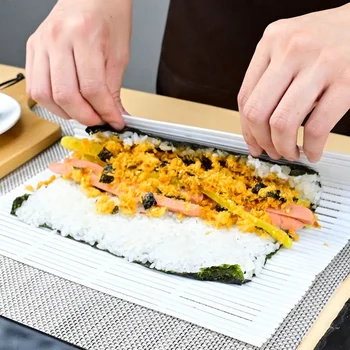 1pc White Plastic Sushi Rolling Mat Sushi Curtain For Sushi Making