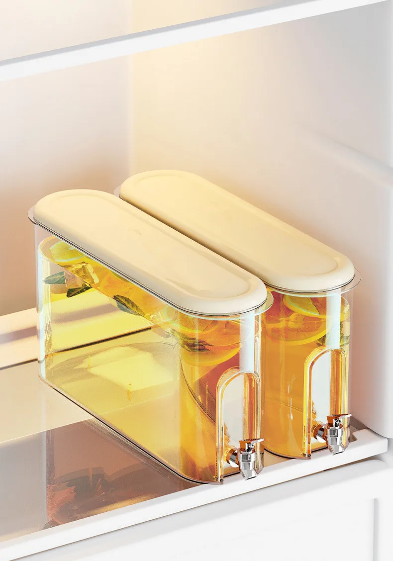 Modern Eco-Friendly Large Capacity Fridge-Mounted Beverage Dispenser with Detachable Design and Tap