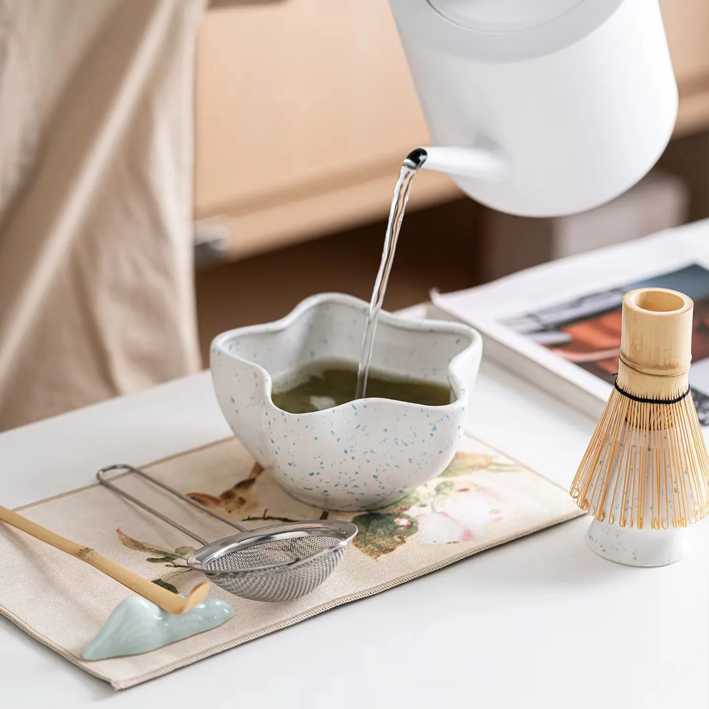 茶筅茶器7点セット 4セット ハンドル付き抹茶陶器ボウル 茶筅 メタル