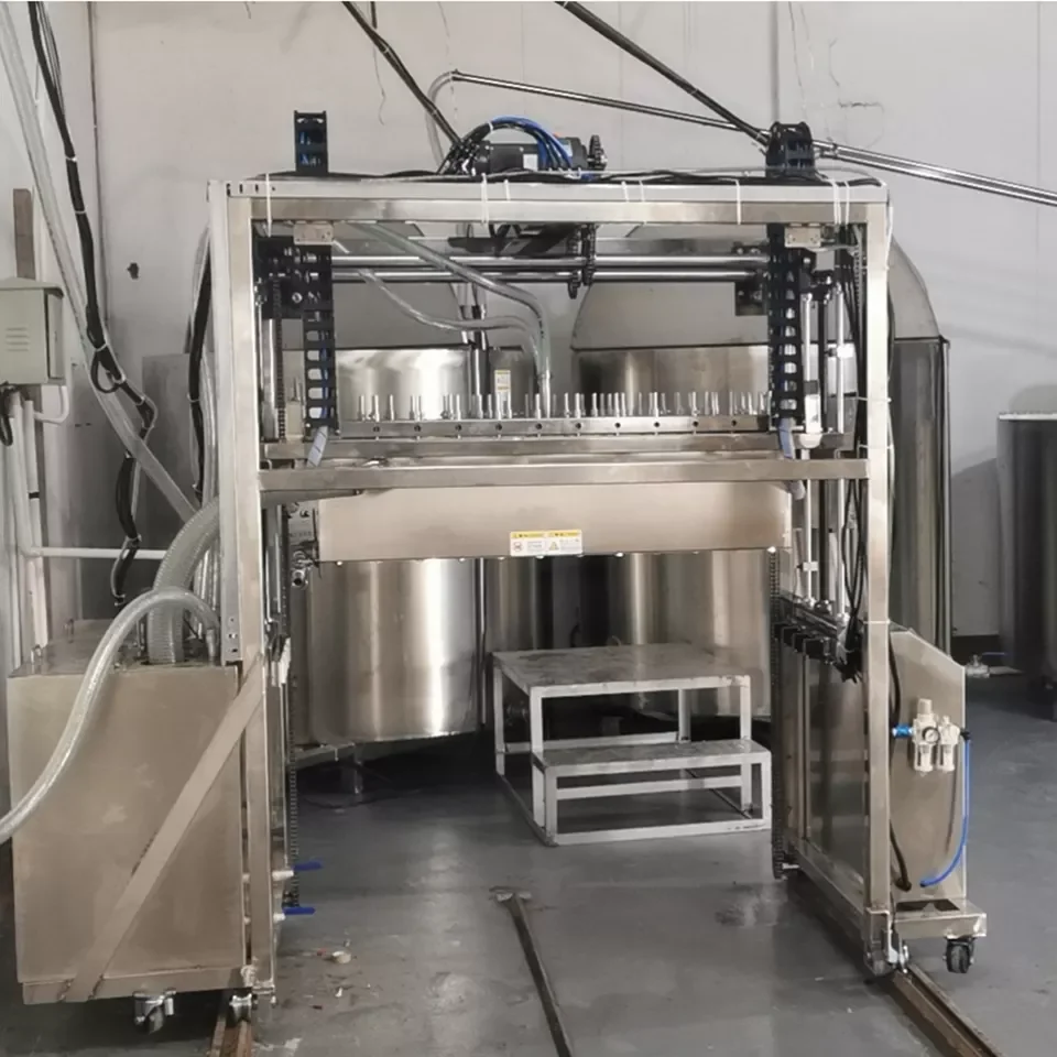 Full Automatic Customer Candle Produce Line with 12 Filling Pumps Filling Machine for Tealigh Glass Candle Suitable for Wax