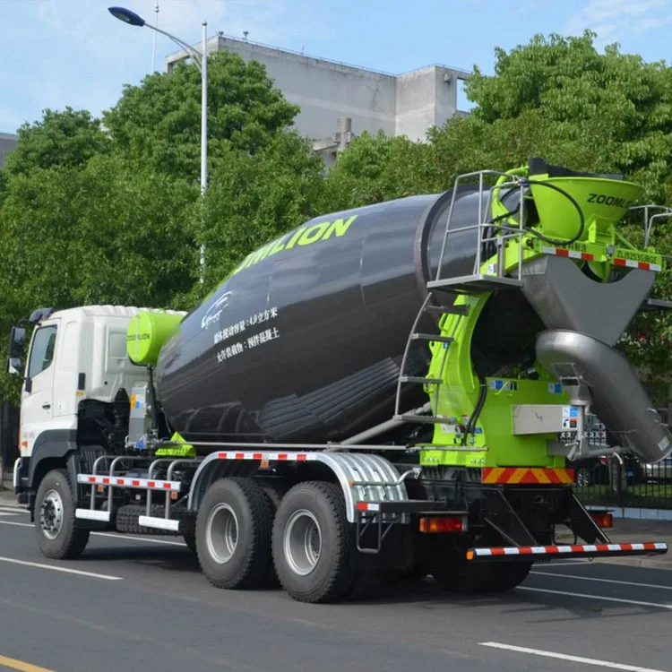 Zoomlion コンクリートセメント　トラック　ミキサー車　日野700 Zoomlion T 700 Hinoシャーシ6x 4 4m3ミニコンクリート輸送