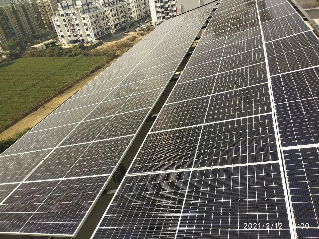 Manufacture Free Shipping Mono Solar Panels 545w 550w  PV Module for Solar Photovoltaic Panel System Home Solar Energy System