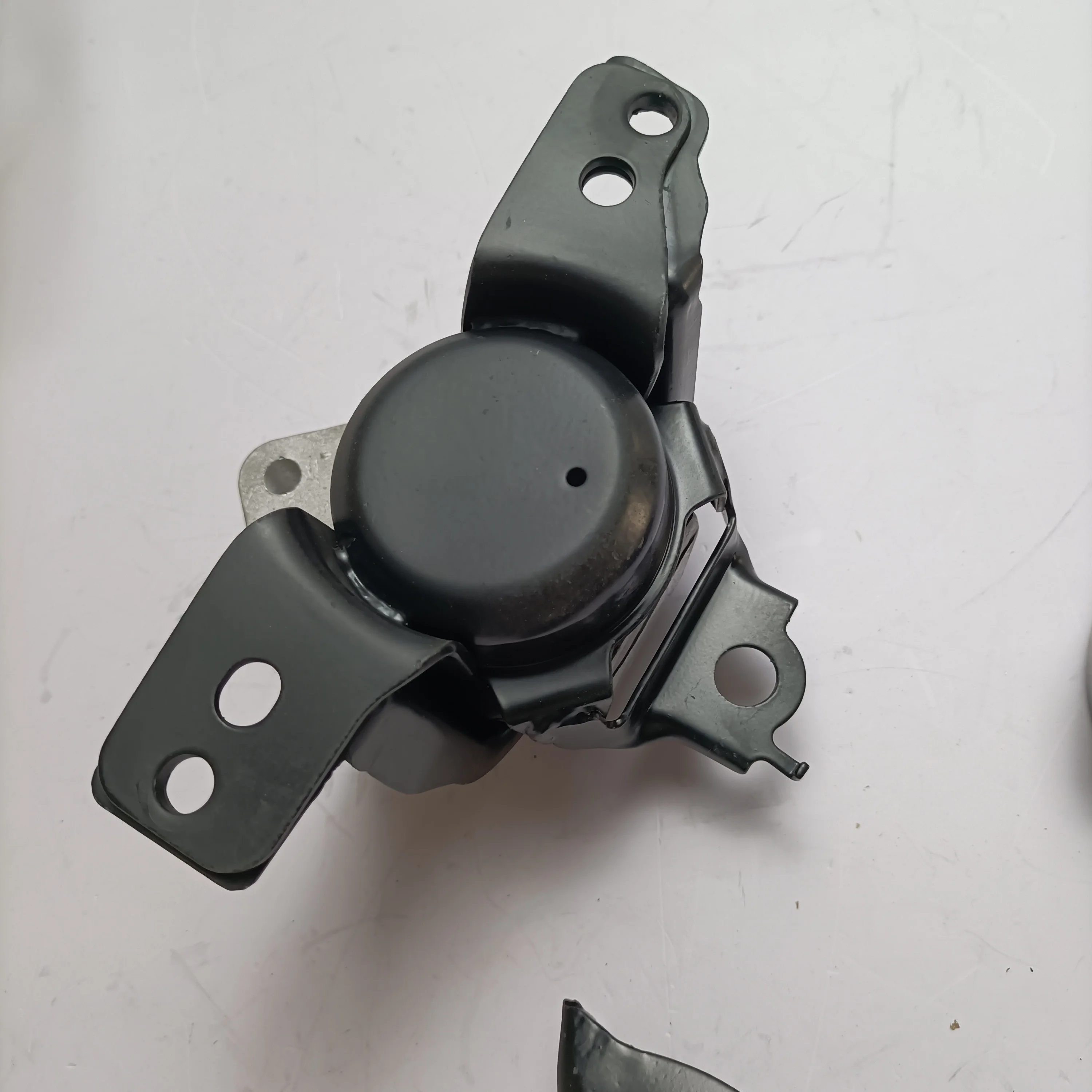 Car Engine Mount Set/Engine Bracket Set for Great Wall Florid GW4G15 1.5L