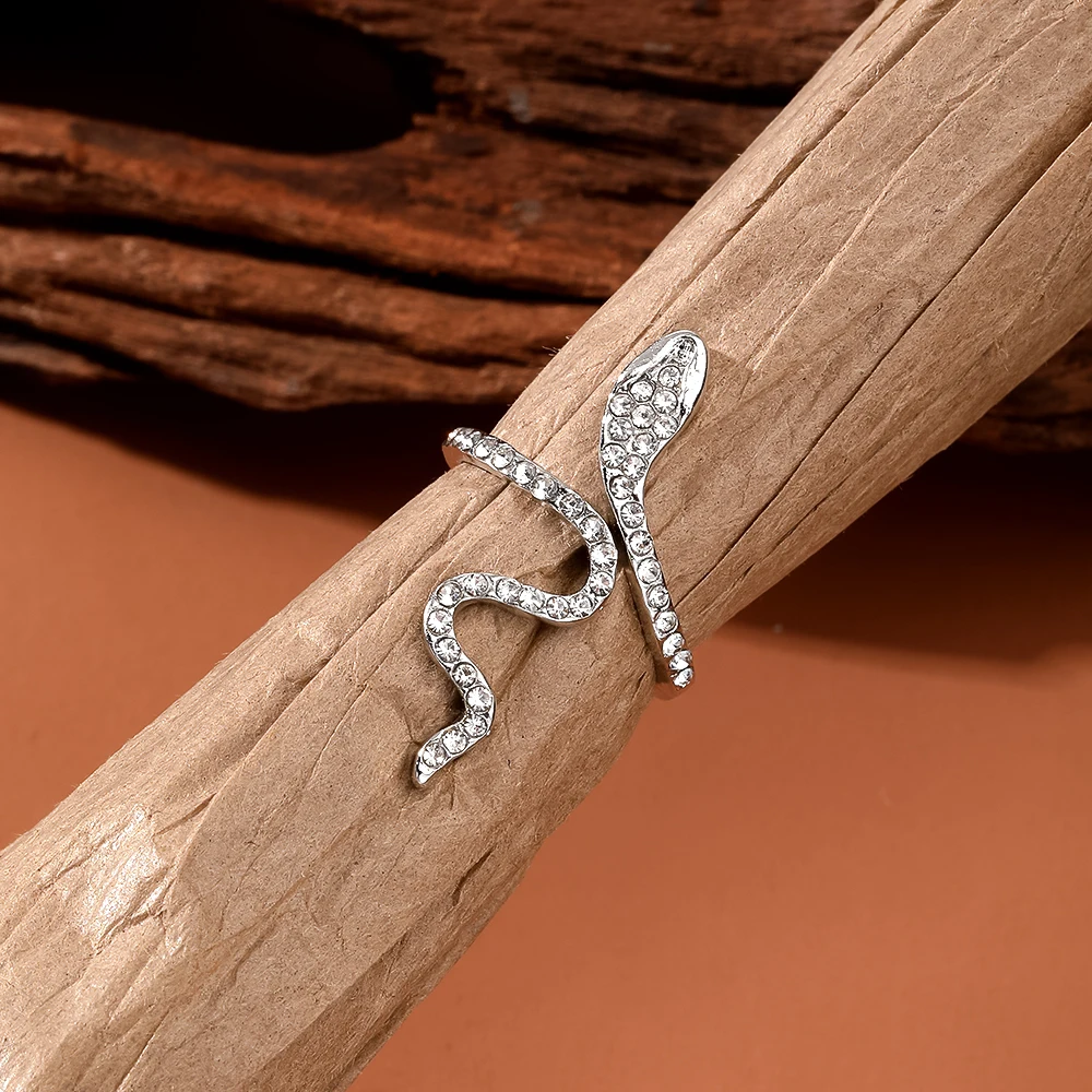Retro Punk Style Rhinestone Snake Ring for Women Jewelry|