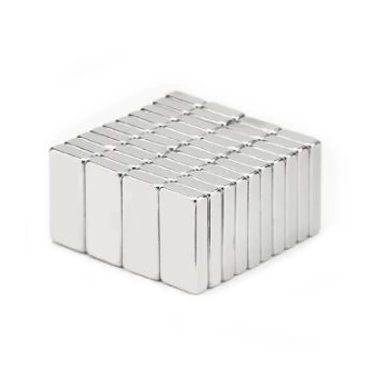 Magnetic Neodymium Large Square Thin Flat