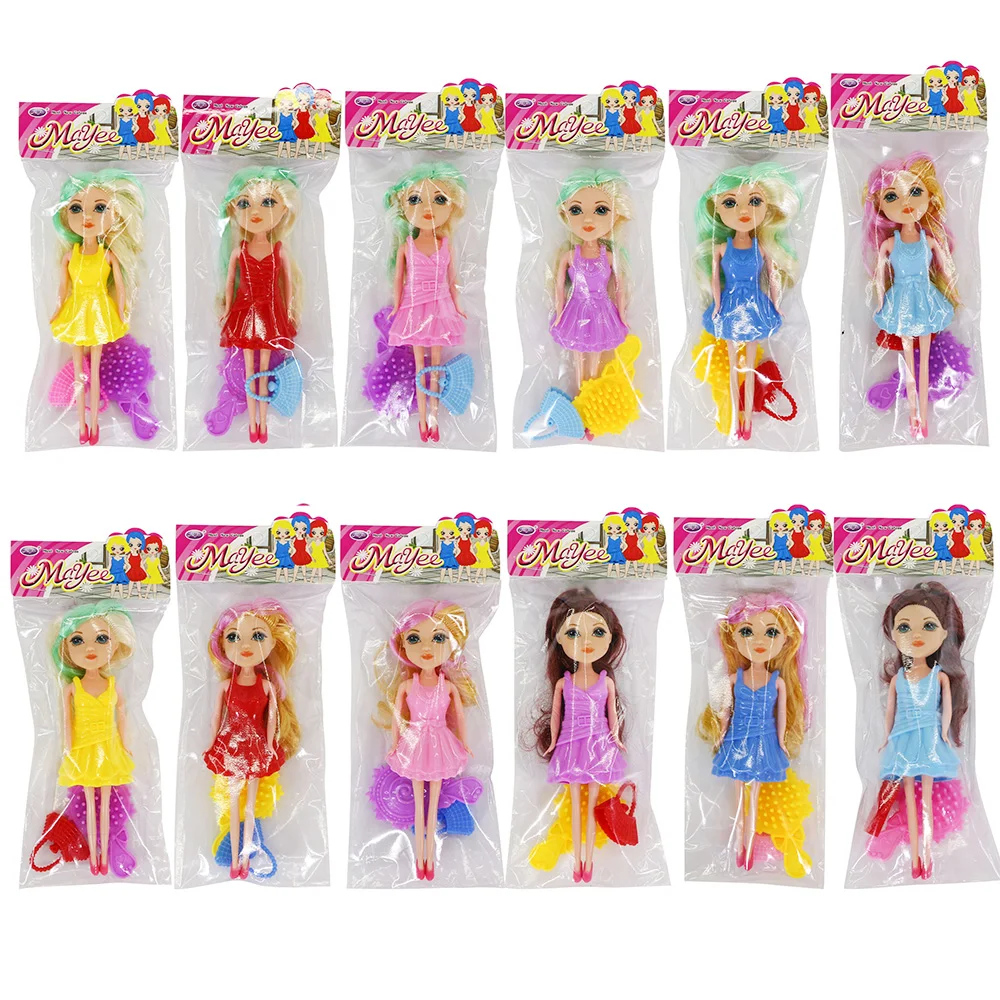 Amazon.com: Hoghaki Magnetic Dress Up Games, Portable Paper Princess Dress  Up Doll Relaxing and Fun Clothes Matching Game Easy to Grip Gift for Kids  Girls 4-7 Years Old Clothes Matching Game :