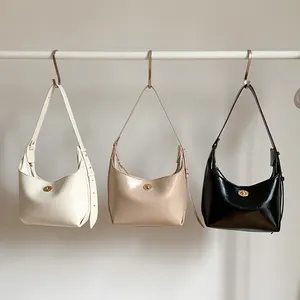 Guangzhou Supplier Custom Trendy Girls Handbag Sac a Main Femme Bag Pu Leather Shoulder Bags for Women