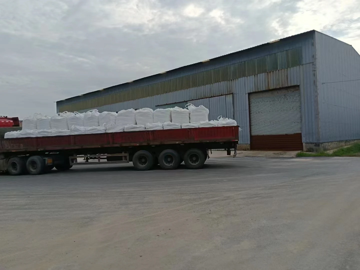 Hot Sale Fire Rock 5-8cm Black Lava Stones Pebbles Stone Sauna Stone Fire Glass Outdoor Fire Pit Garden Landscaping Rocks supplier