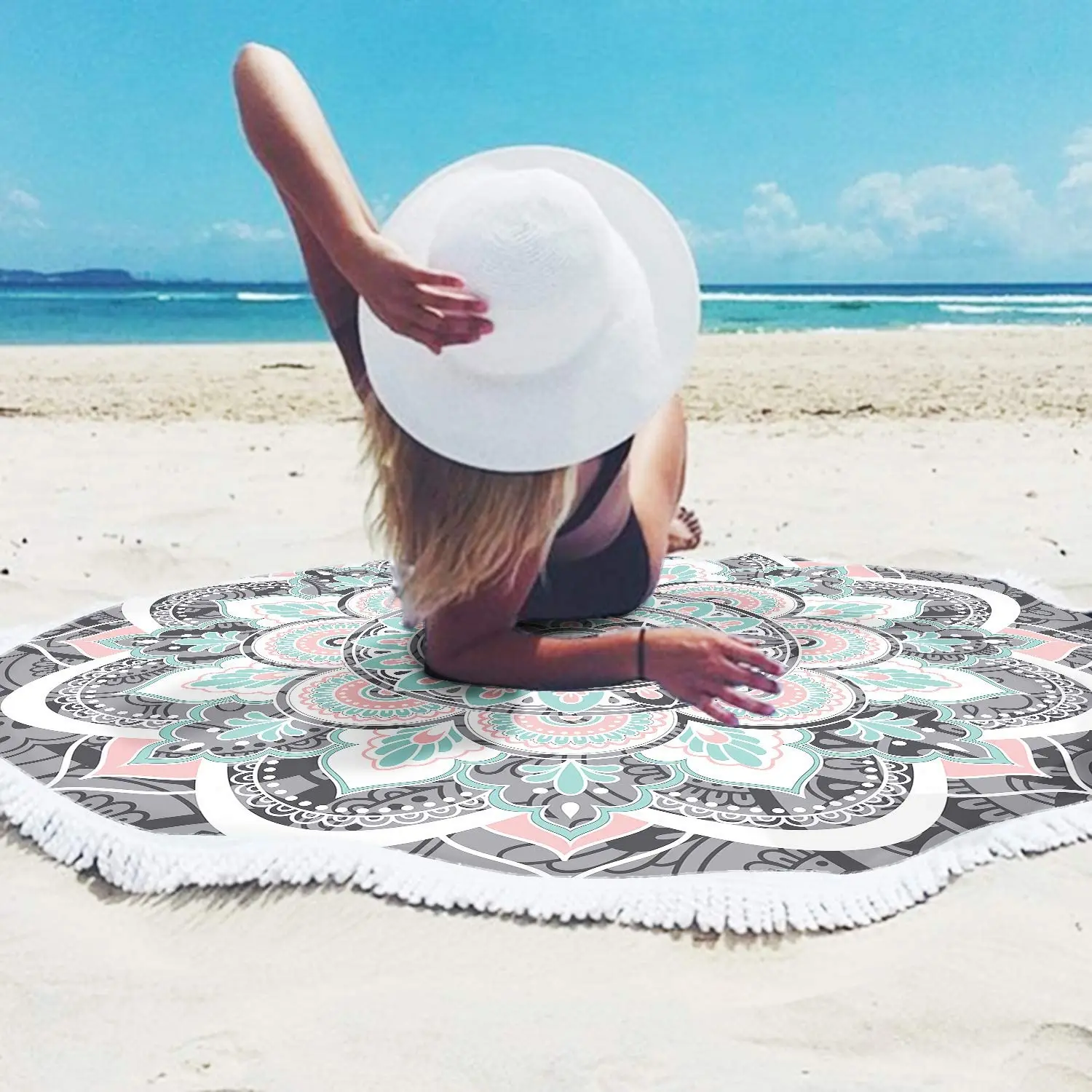 Promotional custom design super absorbent large 150cm diameter 100% cotton mandala custom round beach towel with fringes supplier