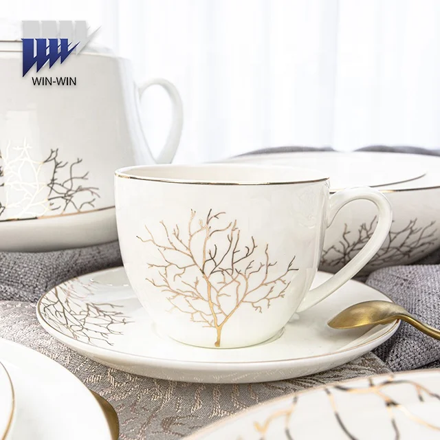 Custom Gold Pattern Design Eco-friendly 60pcs Exquisite Bone China Dinner Set for Party and Restaurant