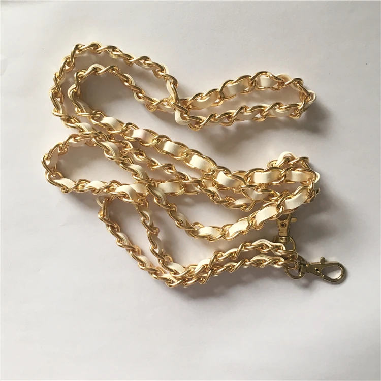 
Чехол для телефона со съемной цепочкой и ремешком на шею 