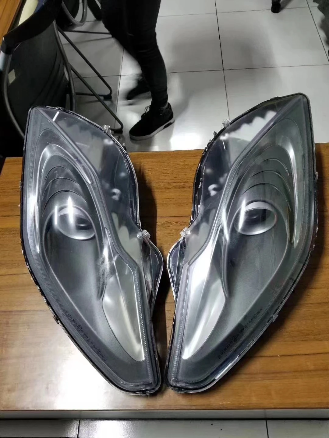 Original secondhand LED Headlights for Mclaren MP4-12C OEM