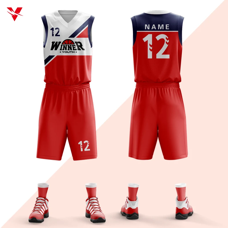 Футболка с карманами для