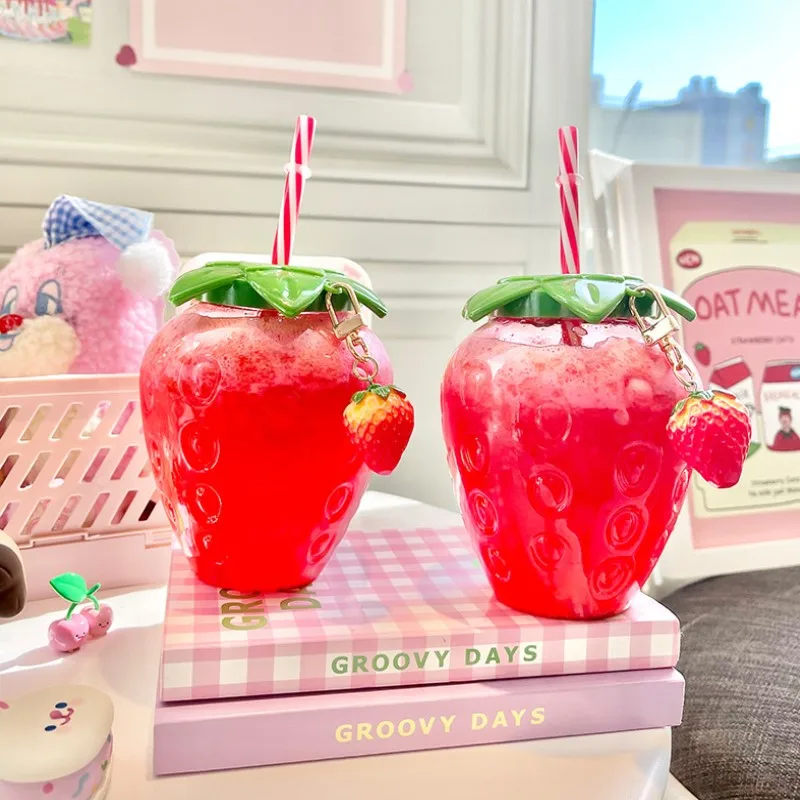 Strawberry Juice Plastic Slush Cup - Party Yard Cups 16oz