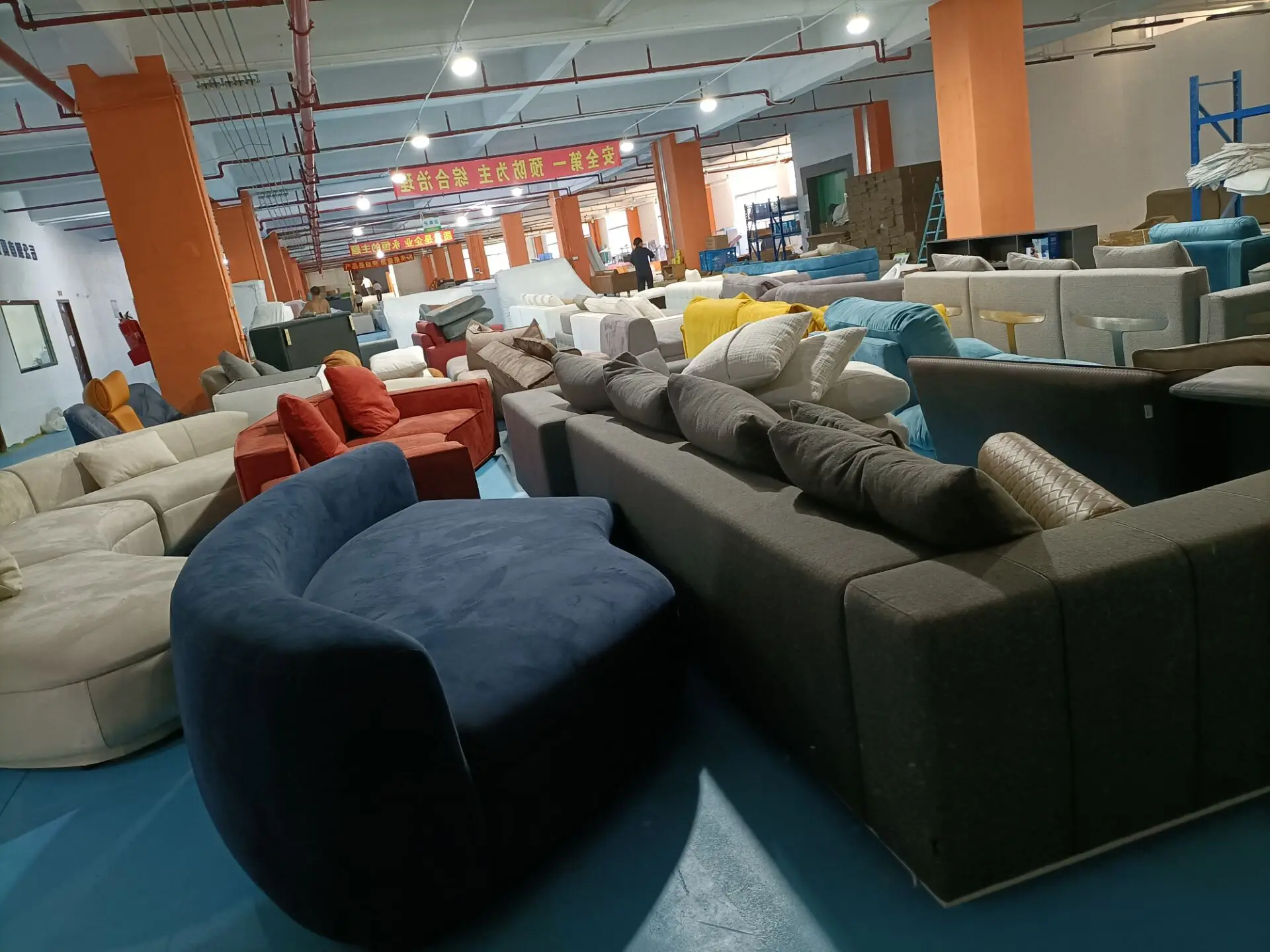 Wholesale Green Velvet Chesterfield Sofa Modern Luxury Fabric Couch