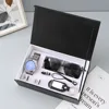 m2882black - Juego de 5 piezas - Mesa de acero, gafas de sol, collar, llavero