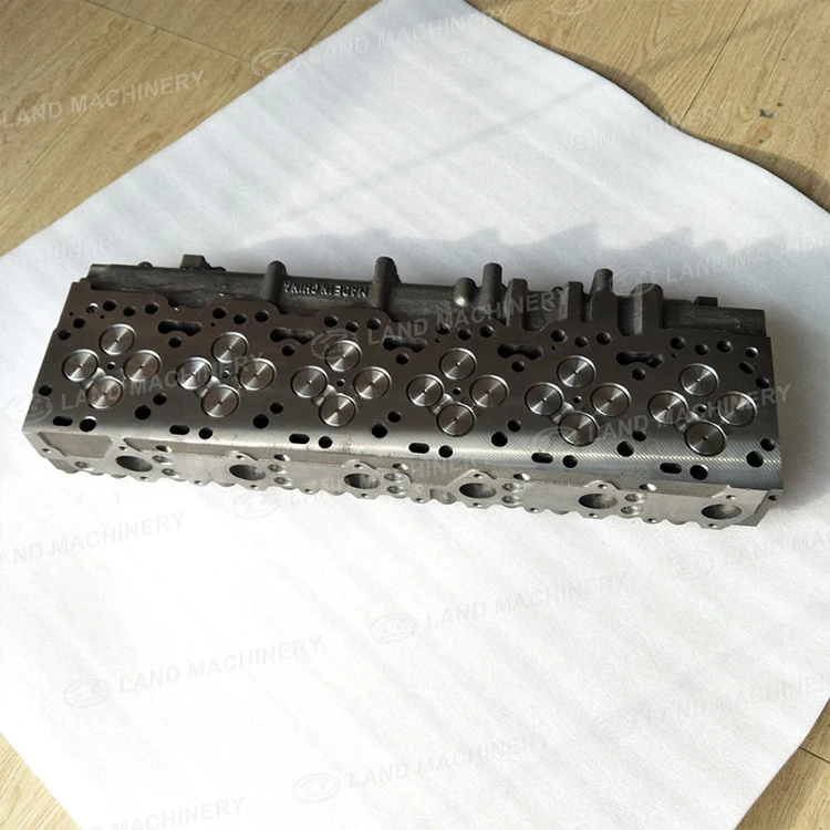 Construction Machinery Parts Cylinder Head 6746-11-1210 for