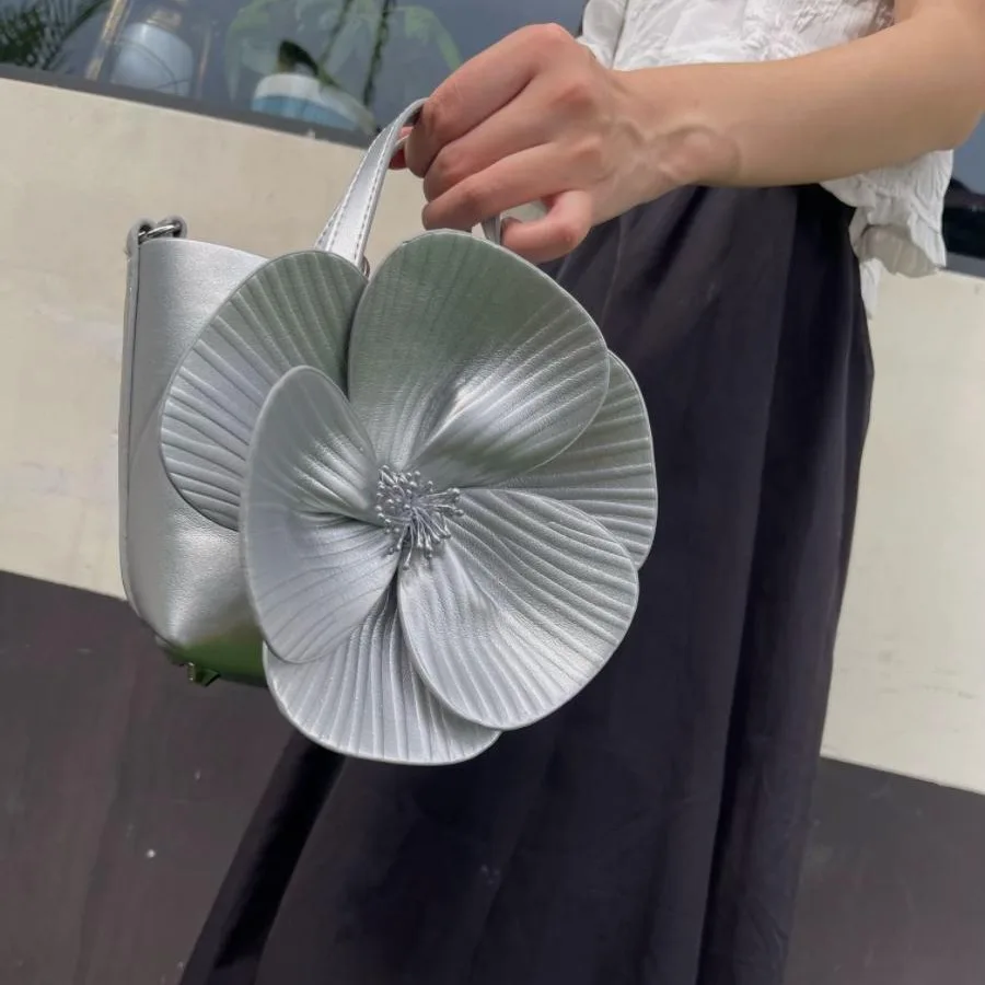 Fashion Women Elegant Big Flower Evening Bags with extra Purse