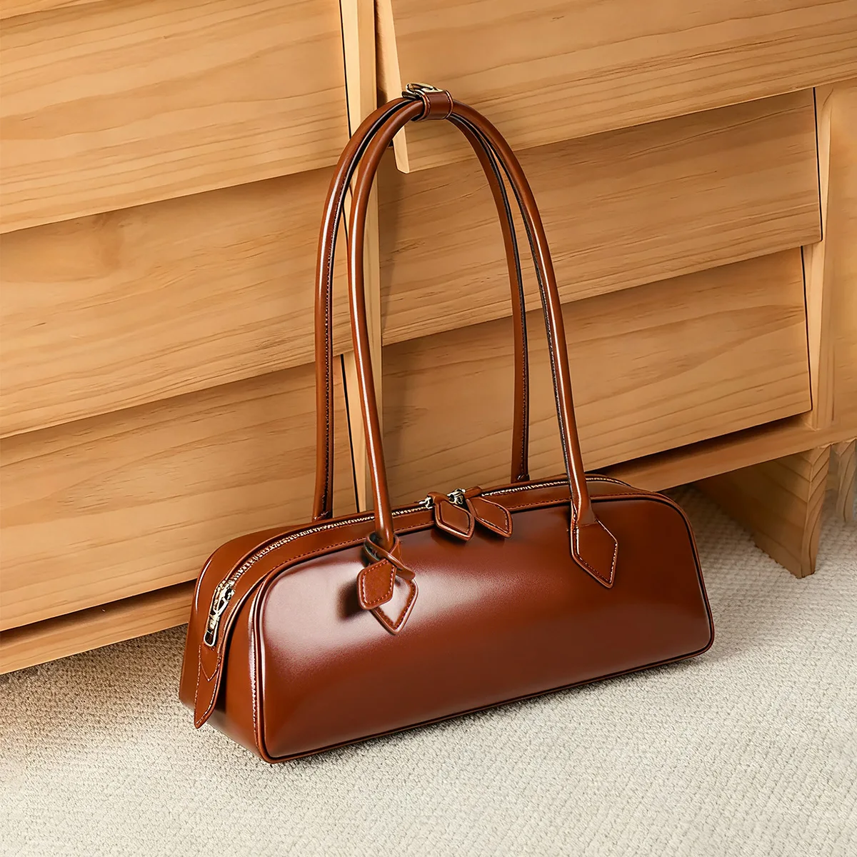 Women’s 2026 New Korean Niche Design Single-Shoulder Zipper Medium Size Large-Capacity Cowhide Underarm Bag Long Red for