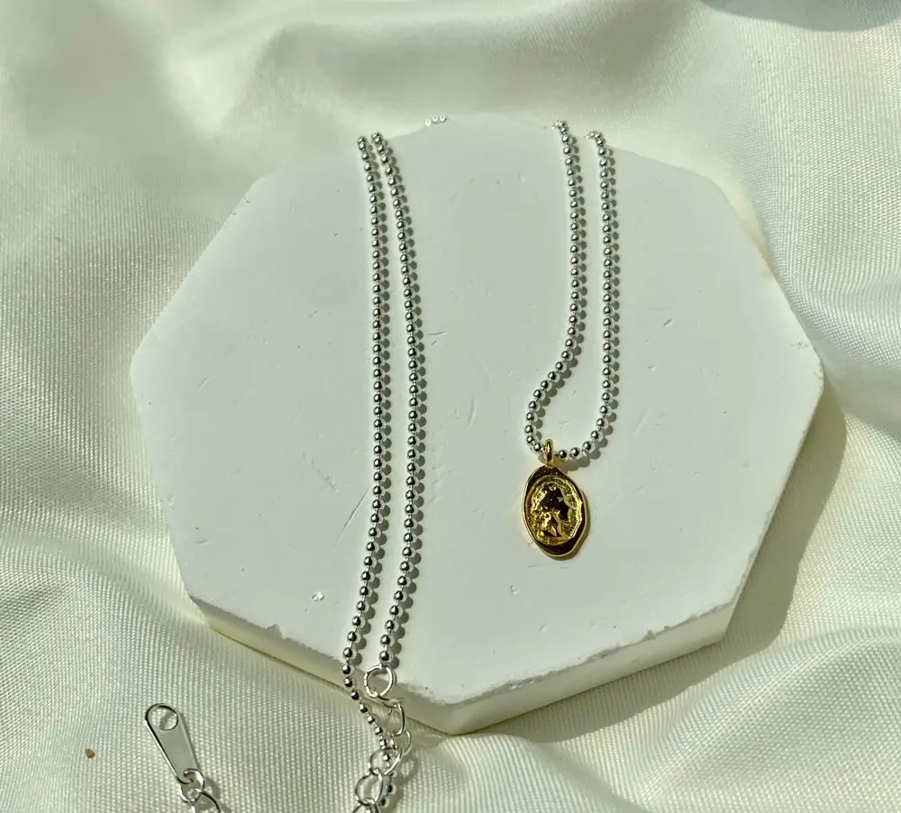 KAKODIY Fashion Jewelry Elegant 18K Gold Plated 925 Sterling Silver Pendant Necklace Women's Flower Coin Necklace detail 5