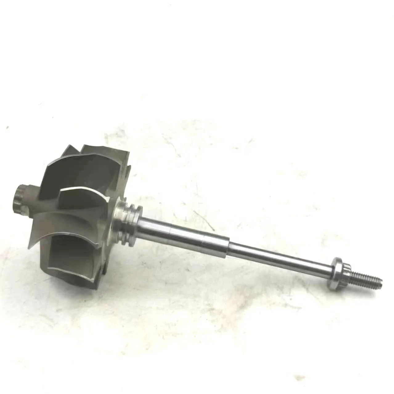 Turbocharger Wheel Shaft for Volkswagen Golf / Touran 1.4TSI