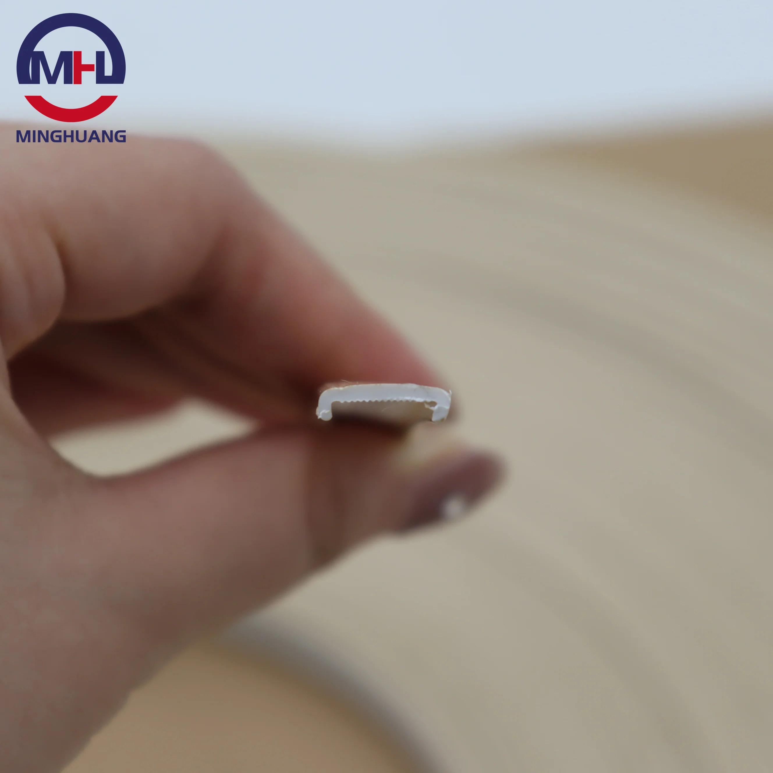 Mh New Arrival Laminate Edge Banding U Shape Flexible Pvc U Profile