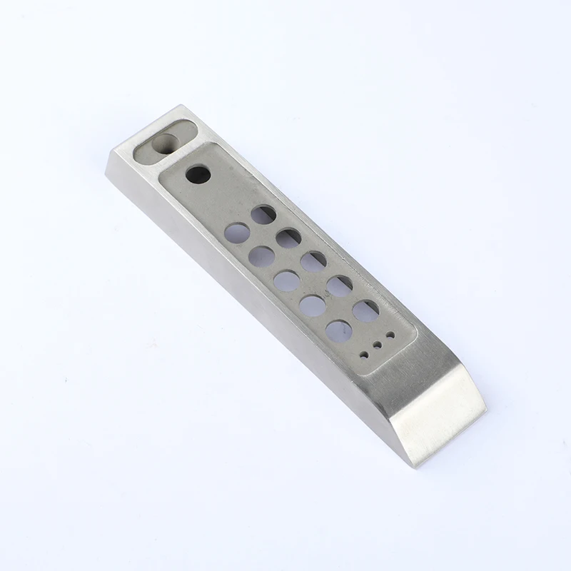 Investment Casting Bracket in Die Casting