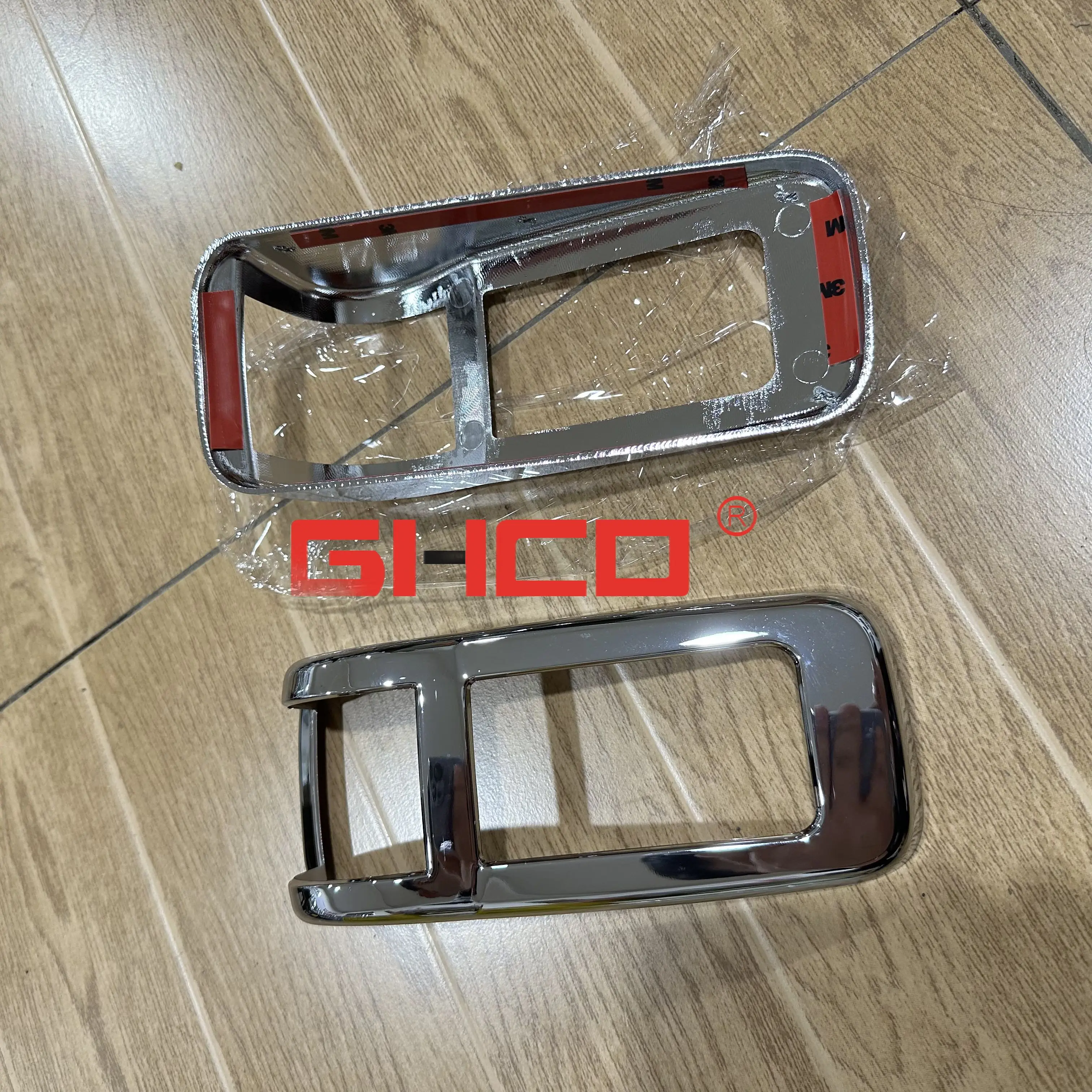 Manufacturer Wholesale Wide and Narrow Truck Spare Parts Chrome-plated Door Lamp Cover Garnish for ISUZ 700P/NPR/NKR/NQR