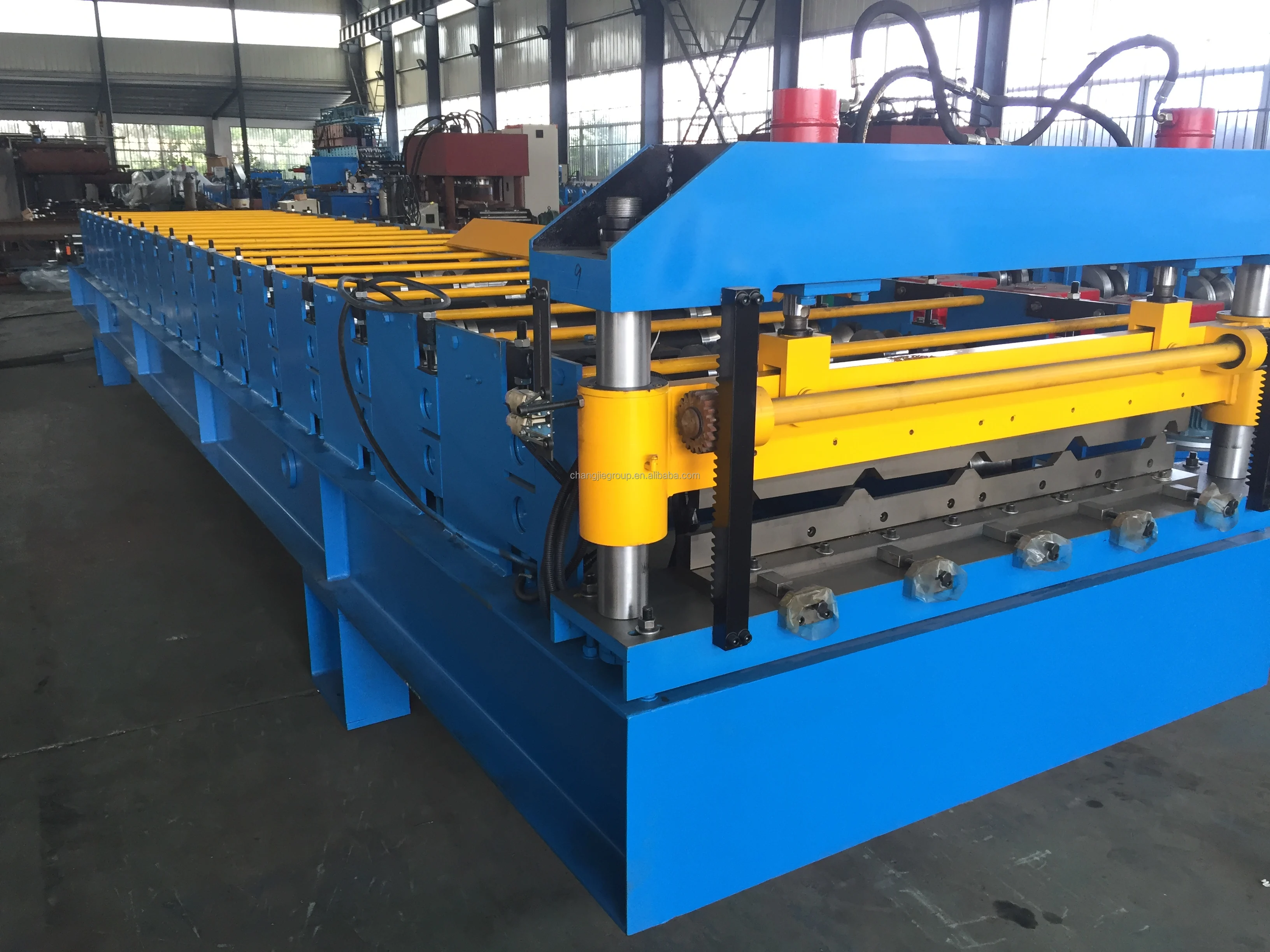 Automatic Tile Roll Former Interlocking Glazed Metal Roofing Tiles