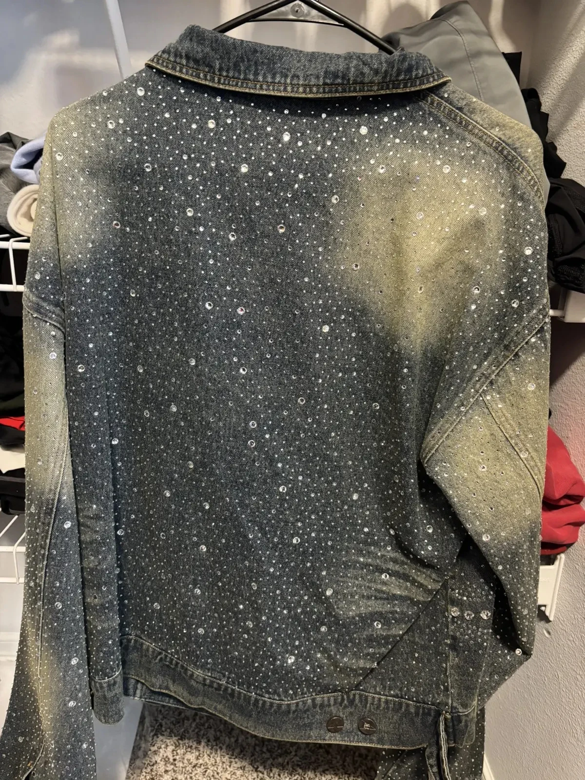 Custom Casual Crystal Drop Shoulder Heavyweight Jeans Denim Vintage Sun Fade Cotton Long Sleeve Rhinestone Turn Down Neck Jacket gallery 2