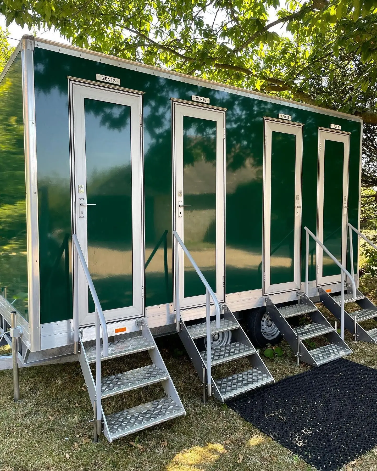 Doccia Da Campeggio Portatile Pieghevole Con Vasca 80x80 Cm - Impermeabile, Con Tubo Di Scarico - Foto 2