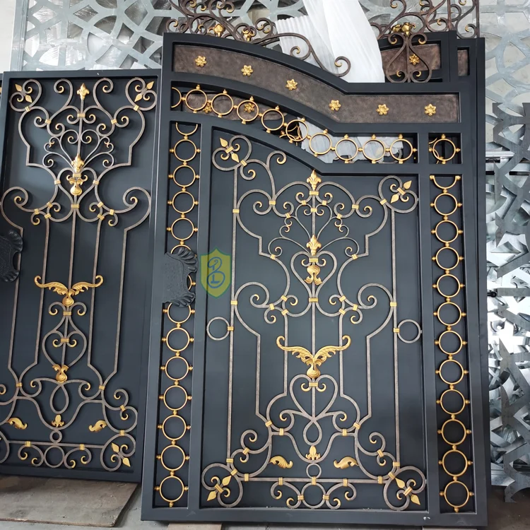 High Quality Wholesale Wrought Iron Fence Panel and Mesh Gate Heat Treated Cheap Iron Fence Gate