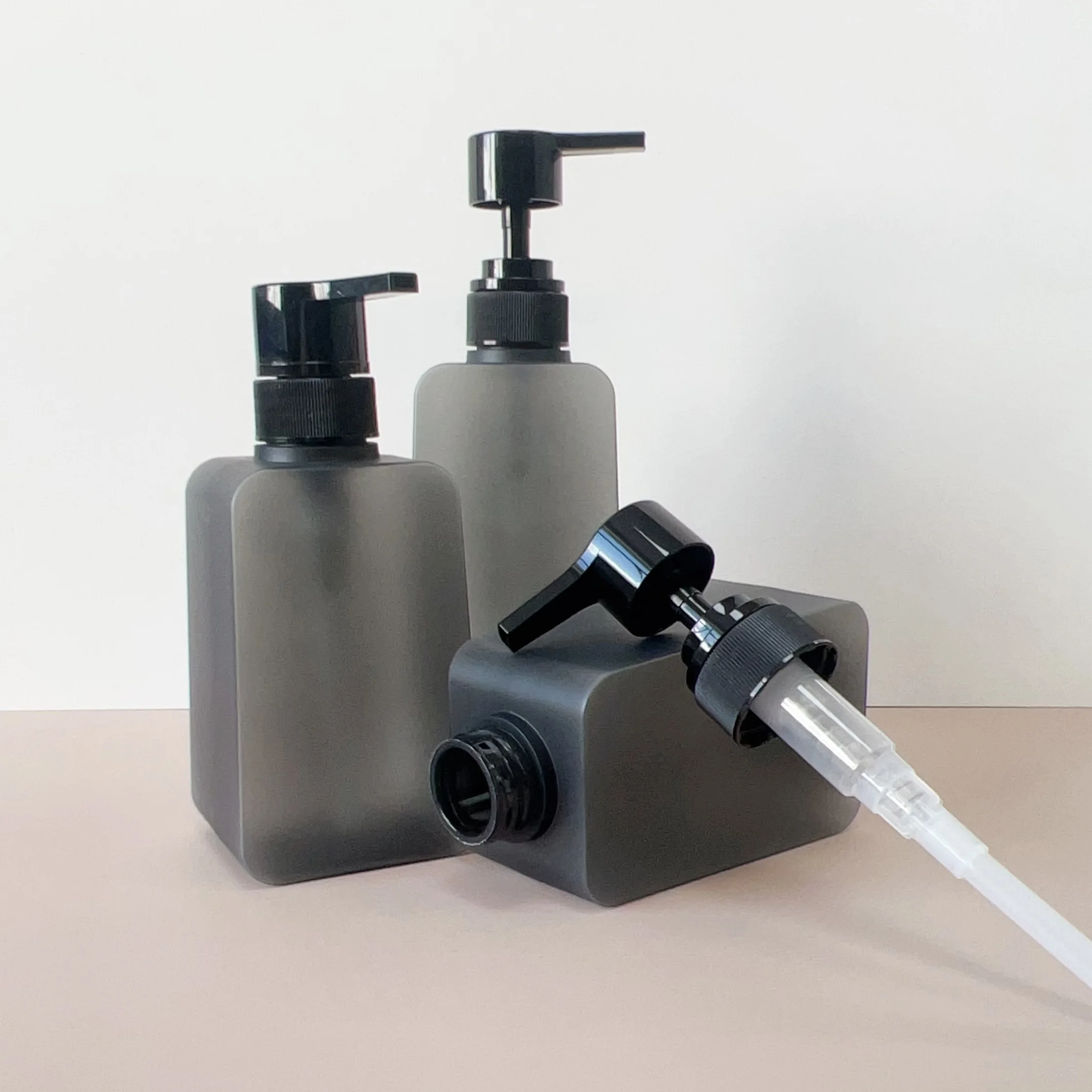 50ml 250ml 450ml 750ml square Cosmetic Shampoo Skin Care Packing Lotion Pump PETG Frosted Plastic Bottle