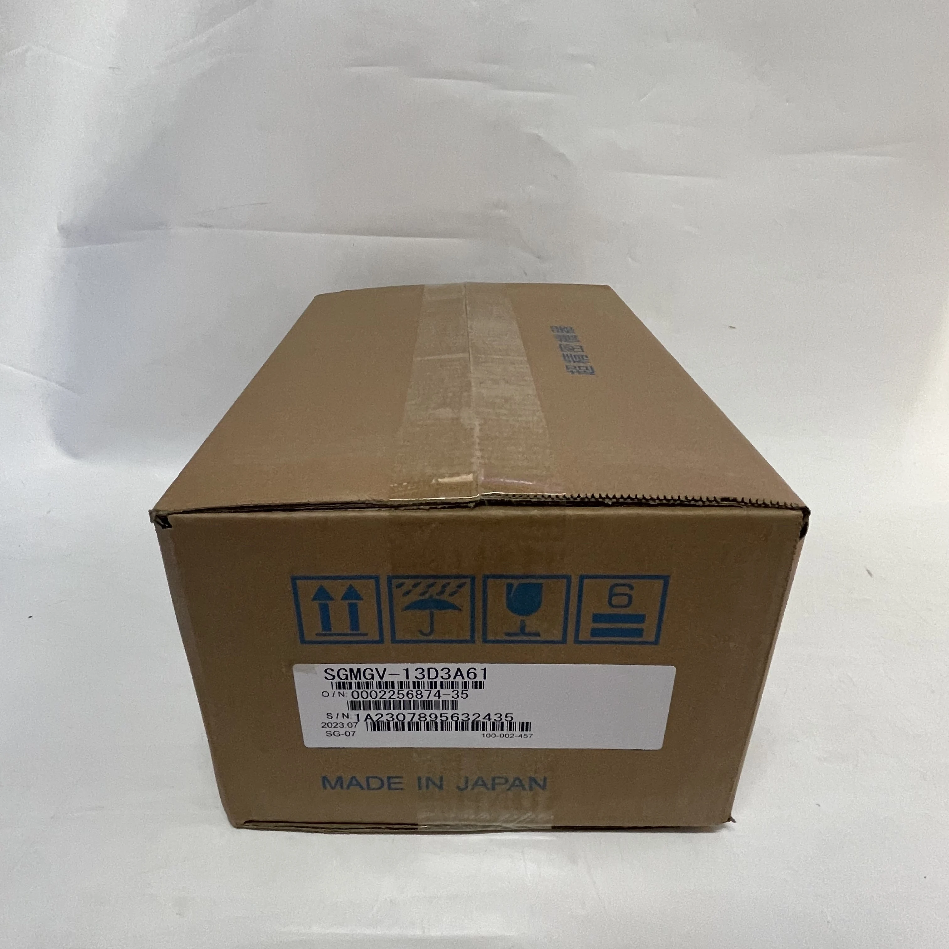 Yaskawa AC Servo Motor SGMGV-13D3A61 Yaskawa AC Servo Motor SGMGV-13D3A61