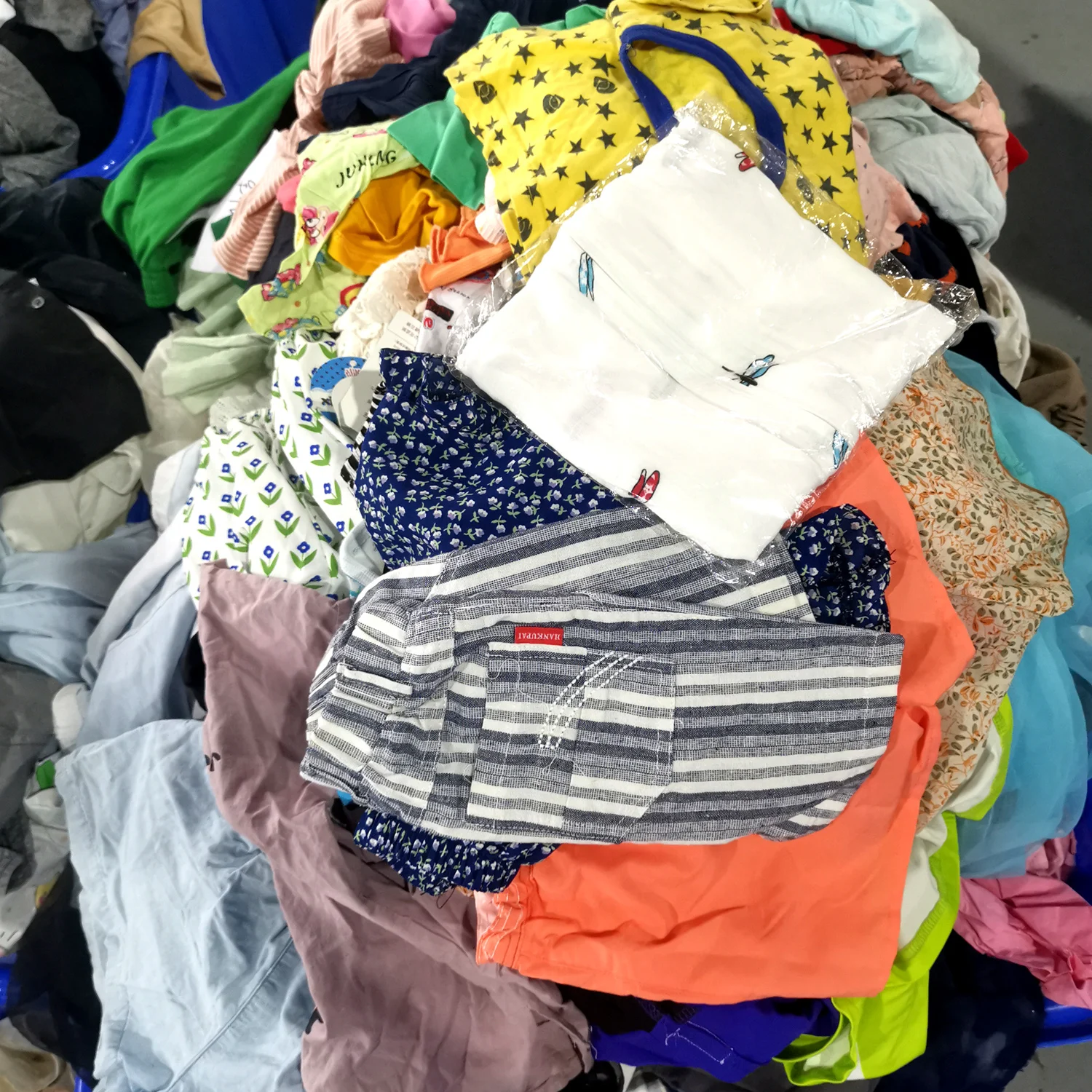 A Grade Second Hand Clothes Used Brand Clothes Wholesale Bulk Mixed Used  Clothes Bales for Kids Baby