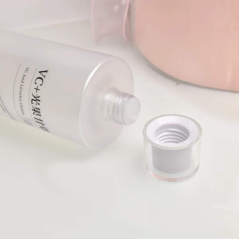 500ml Dual-Use Water Bottle with Pump Sprayer for Makeup Remover Shampoo Conditioner & Face Cream-YOBO Brand