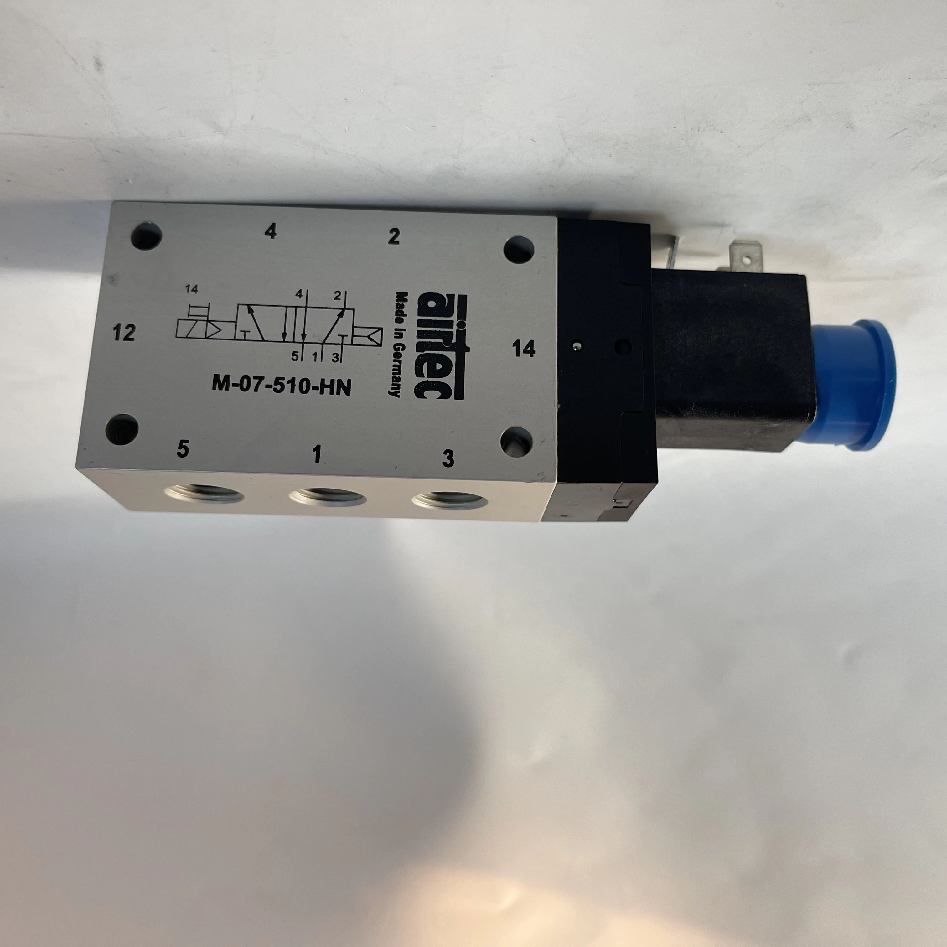 AIRTEC Pneumatic Solenoid Valve M-07-510-HN